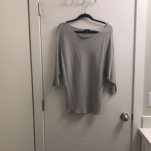 Grey sweater/shirt long sleeved